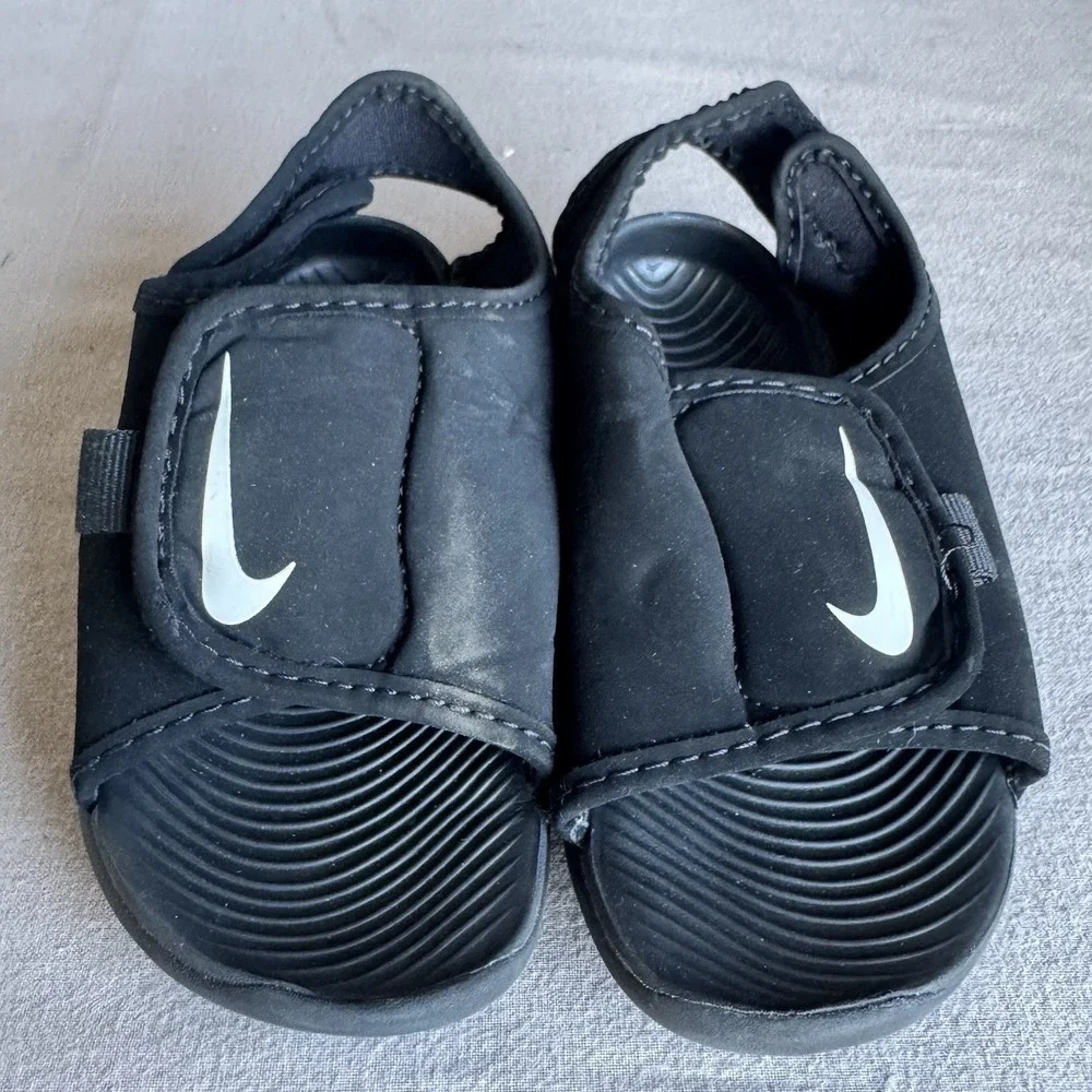 Size 9c - Nike Sunray Adjust 5 V2 TD 'Black' (DB9566-001)